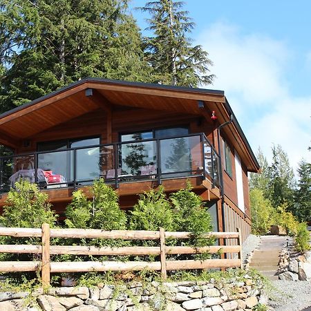 Tilby'S Rainbow Cottage Port Renfrew Extérieur photo