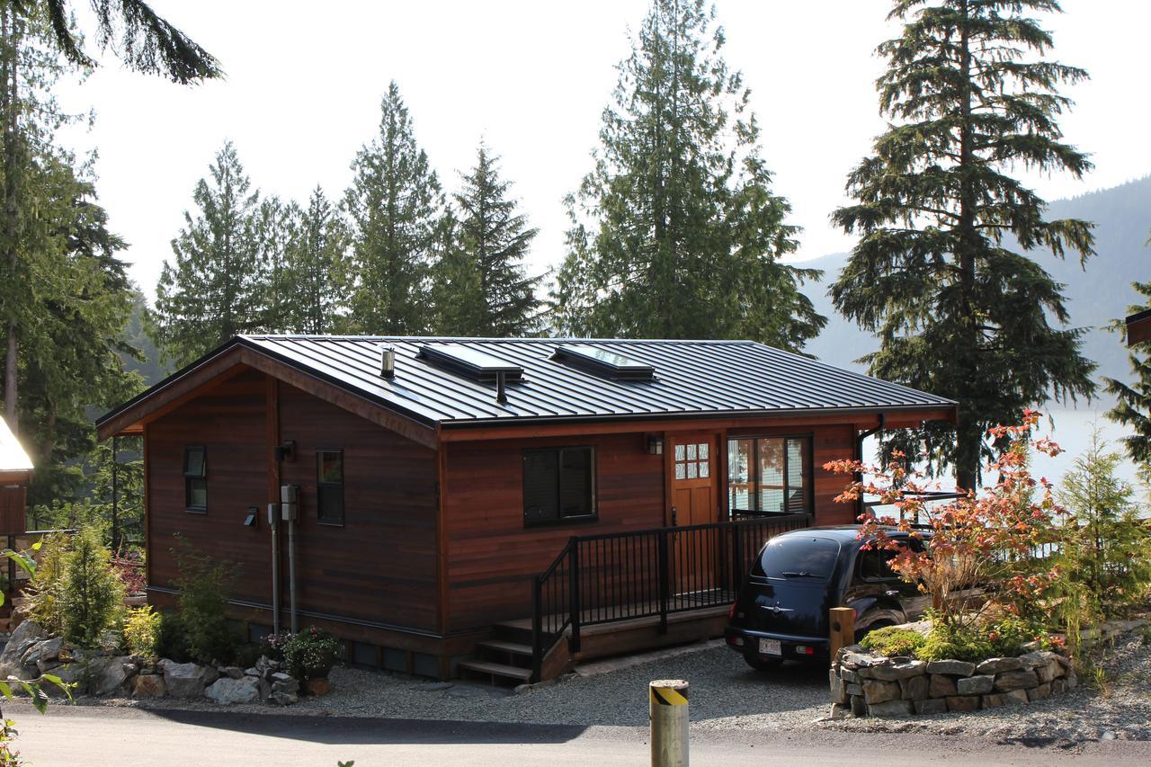 Tilby'S Rainbow Cottage Port Renfrew Extérieur photo