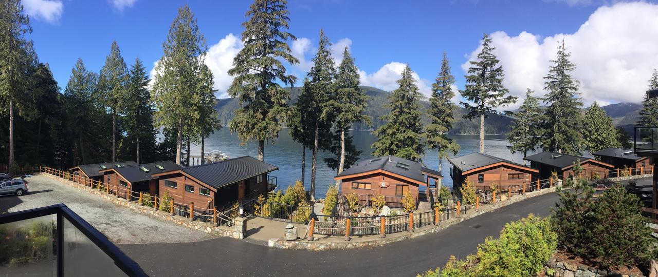 Tilby'S Rainbow Cottage Port Renfrew Extérieur photo