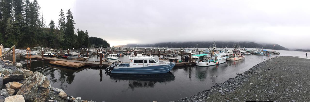 Tilby'S Rainbow Cottage Port Renfrew Extérieur photo